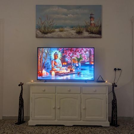 The Beach Hut With Lazy Spa Adra Ngoại thất bức ảnh