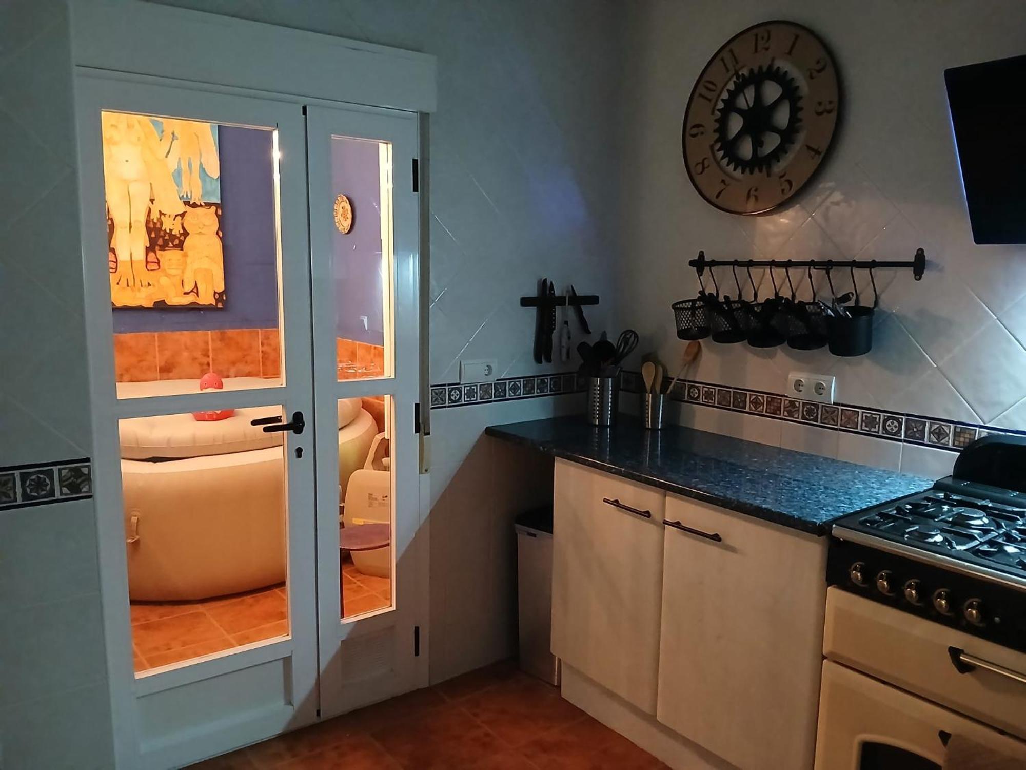 The Beach Hut With Lazy Spa Adra Ngoại thất bức ảnh